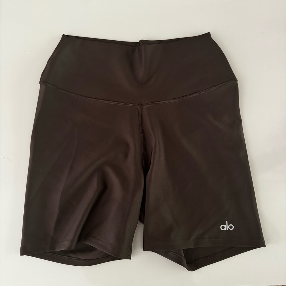 Alo bike shorts